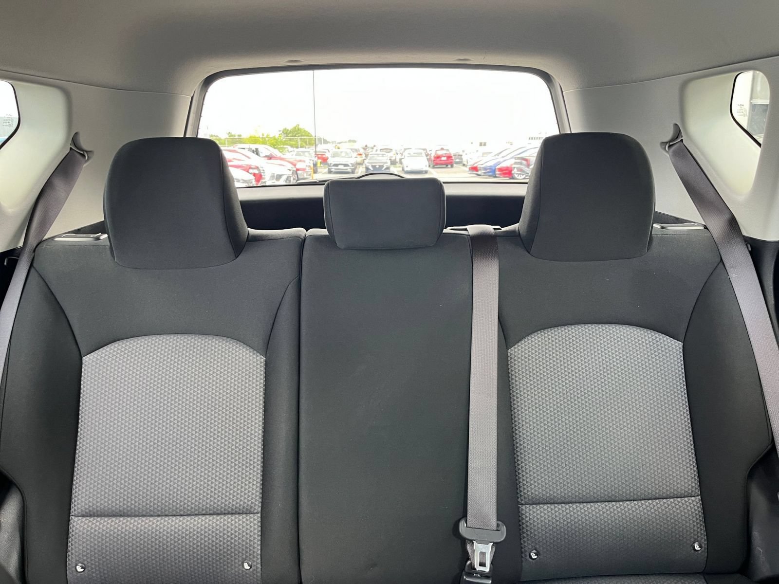 Used 2025 Kia Soul LX w/ LX Technology Package FWD image 35