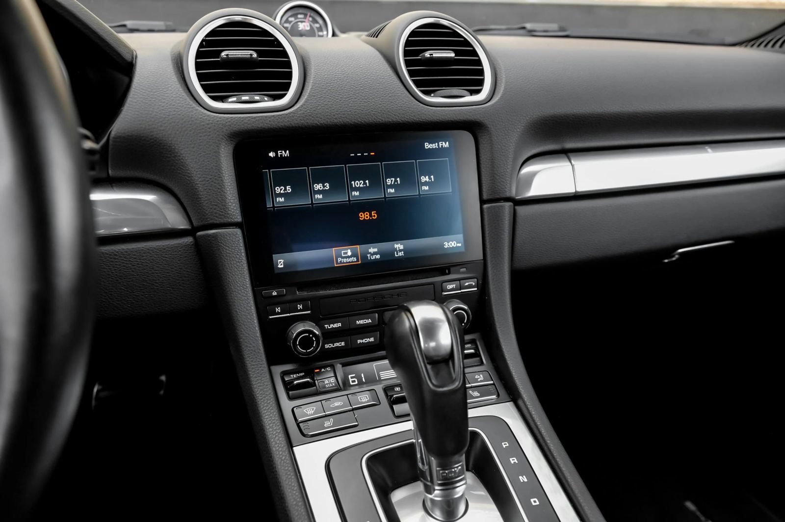 Used 2019 Porsche 718 Cayman S RWD image 30