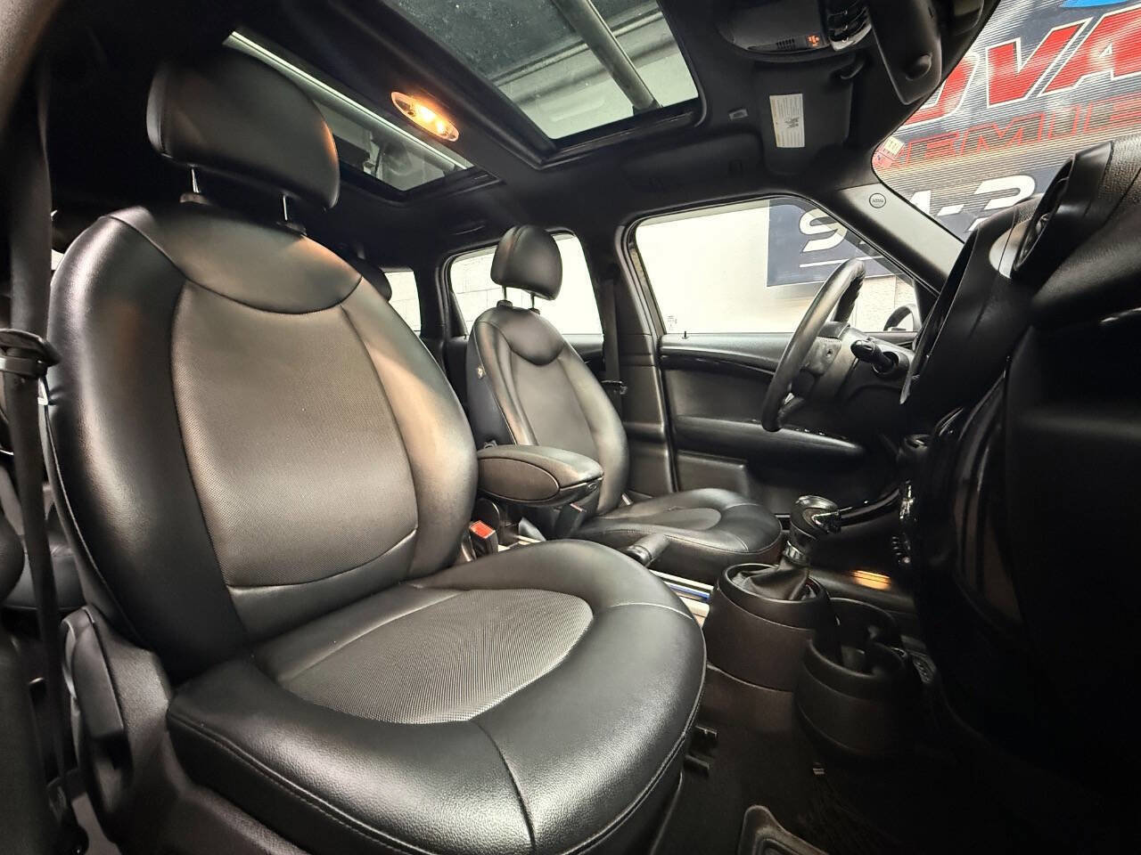 Used 2015 MINI Cooper Countryman image 4