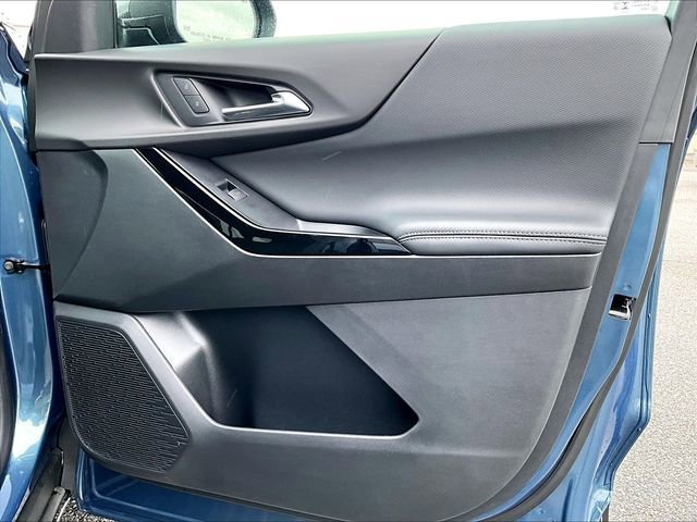 New 2026 Chevrolet Equinox LT w/ Safety and Technology Package FWD image 27