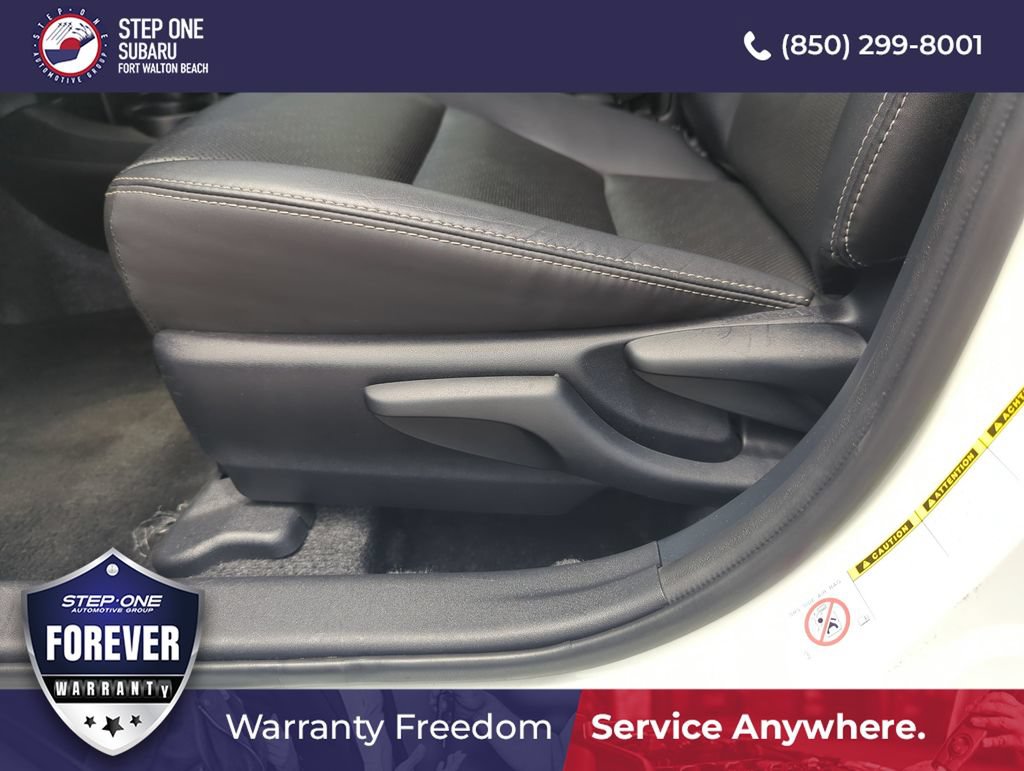 Used 2018 Toyota Prius C FWD image 13