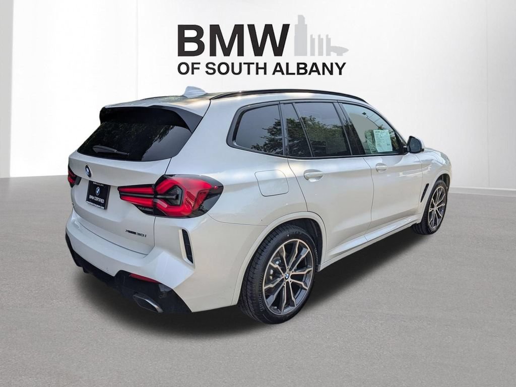 Used 2022 BMW X3 xDrive30i w/ M Sport Package 2 AWD/4WD image 4