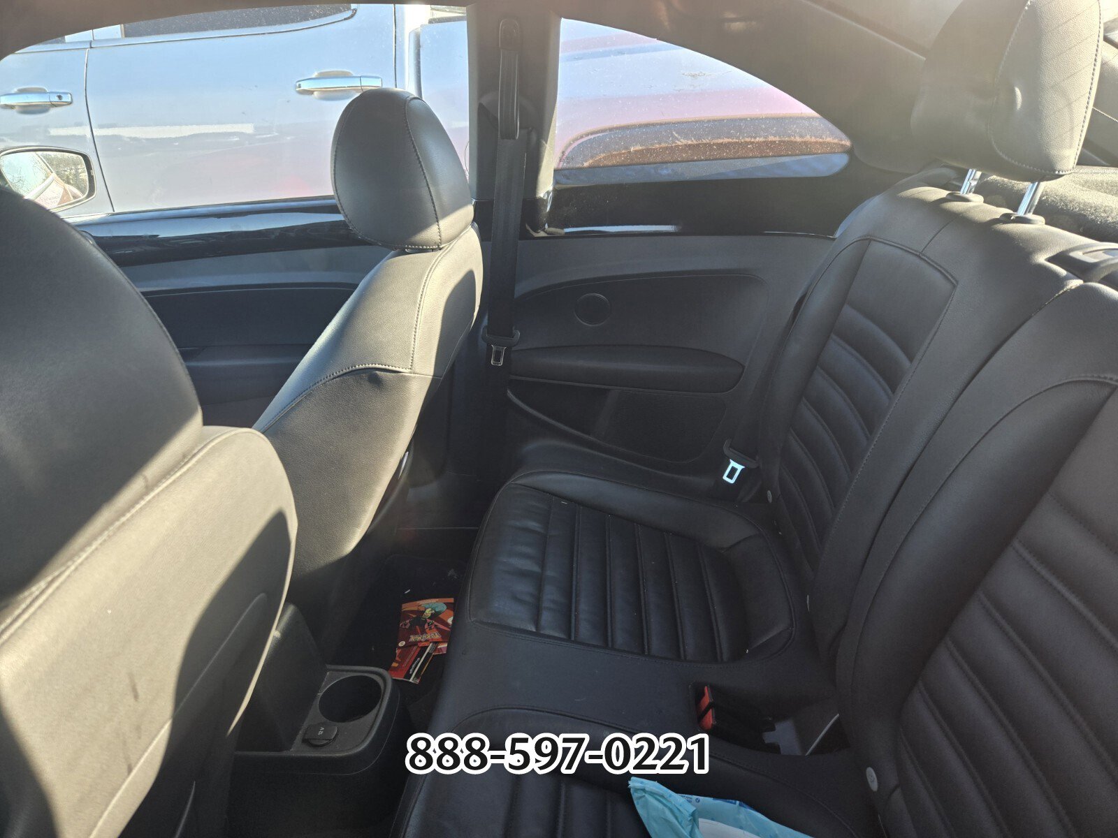 Used 2014 Volkswagen Beetle R-Line image 3