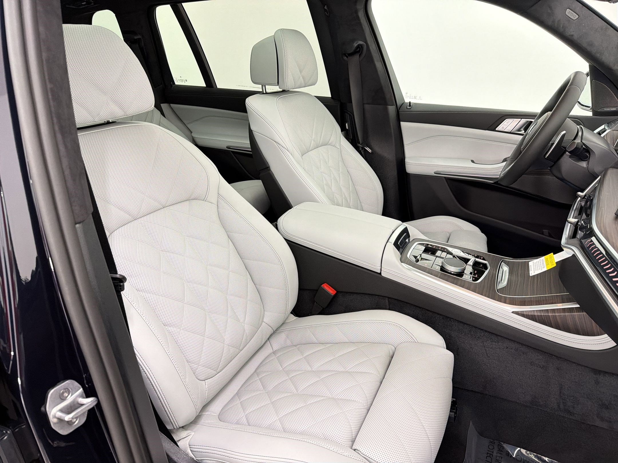 New 2027 BMW X7 xDrive40i w/ M Sport Package AWD/4WD image 31