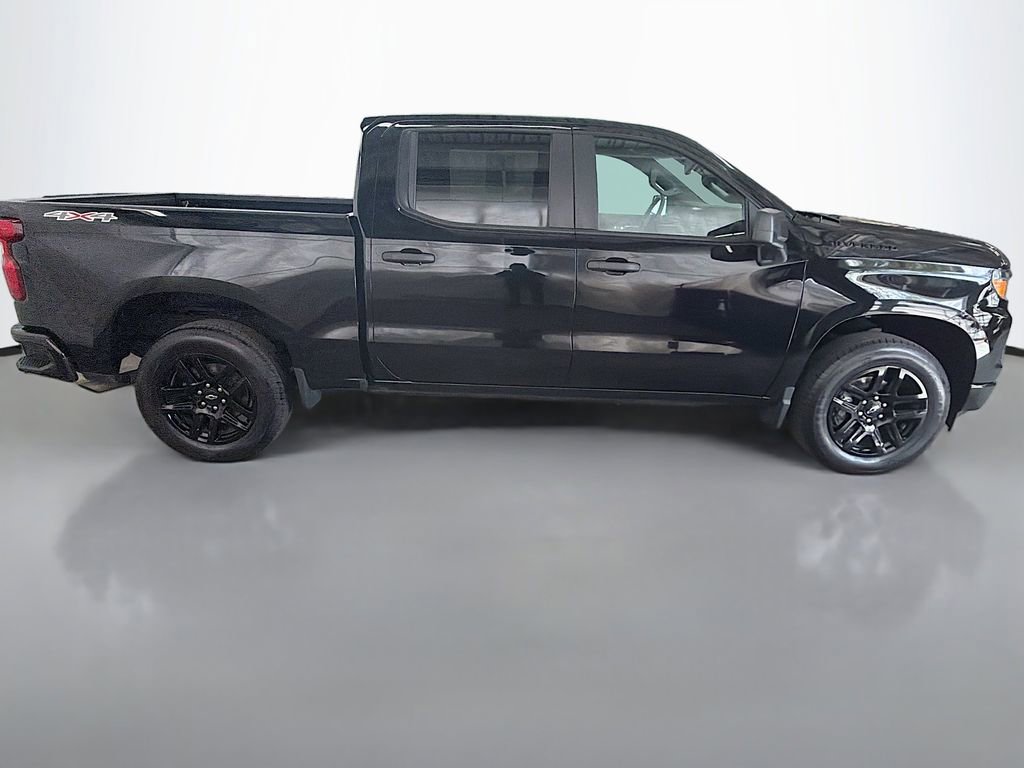 Used 2022 Chevrolet Silverado 1500 Custom w/ LPO, Dark Essentials Package AWD/4WD image 10