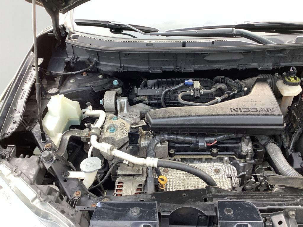 Used 2017 Nissan Rogue SL image 9