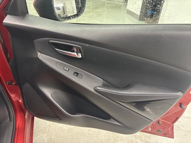 Used 2017 Toyota Yaris iA image 21