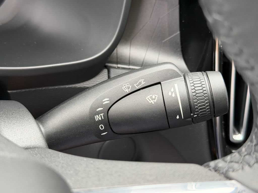 Used 2023 Volvo C40 P8 Recharge Ultimate w/ Protection Package Premier AWD/4WD image 37
