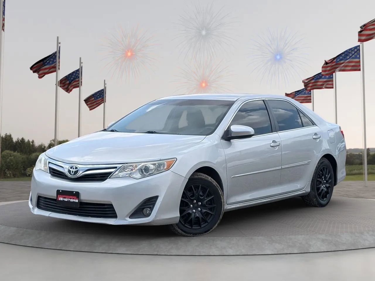 Used 2013 Toyota Camry LE image 3