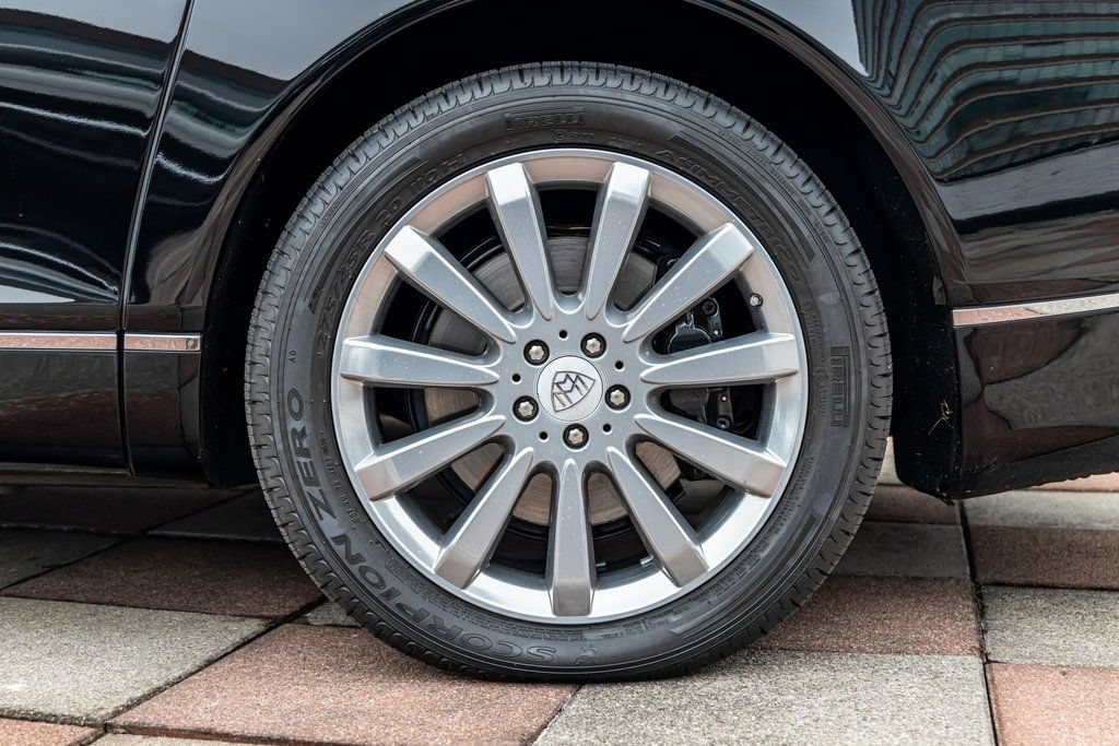 Used 2009 Maybach 62 S RWD image 62