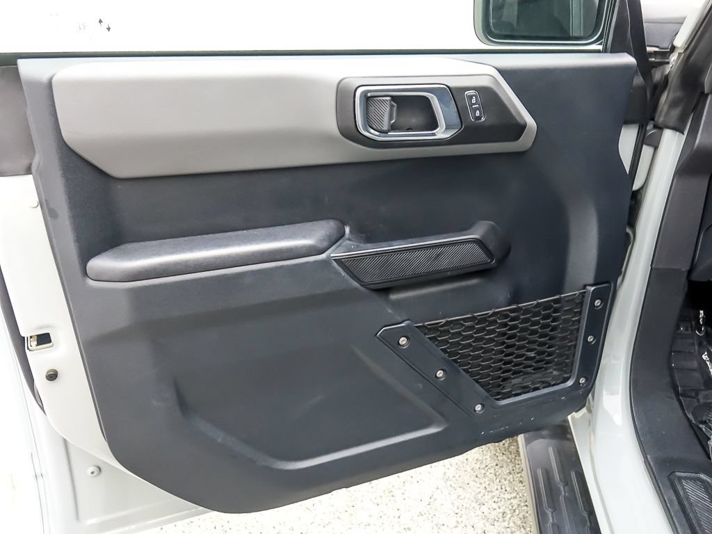 Used 2024 Ford Bronco Big Bend w/ Sasquatch Package AWD/4WD image 19
