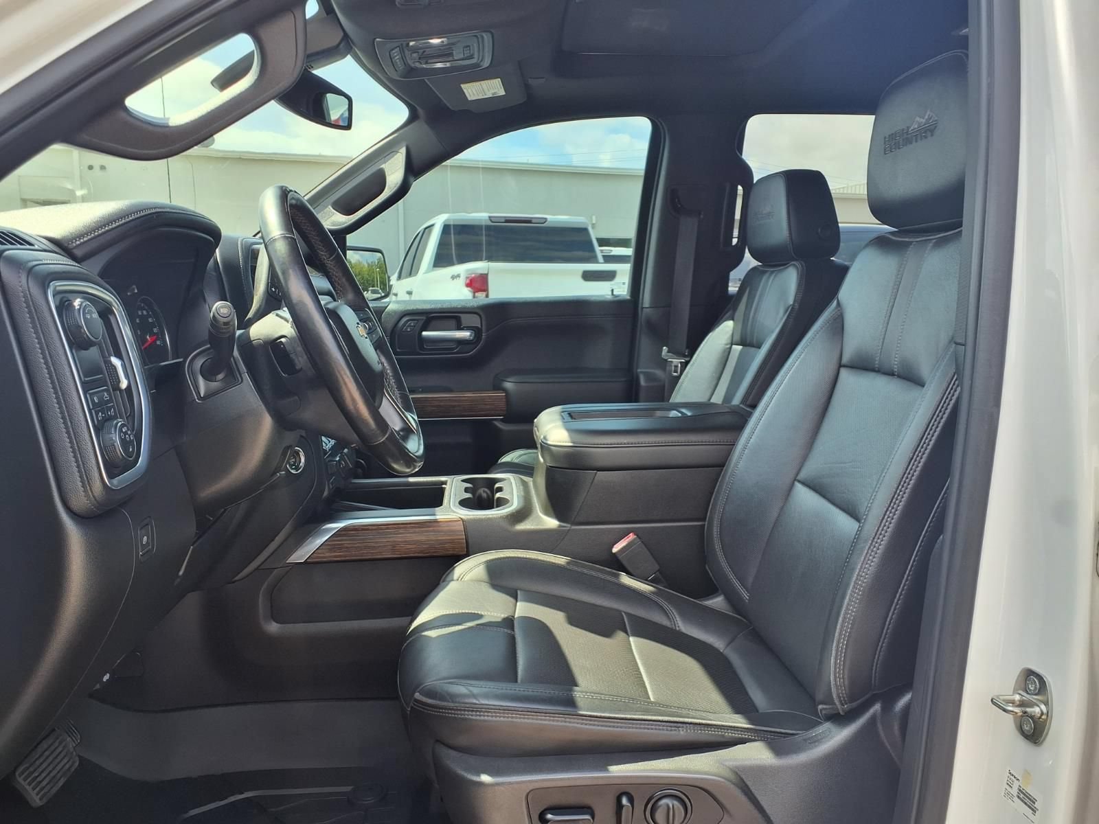 Used 2021 Chevrolet Silverado 1500 High Country RWD image 17