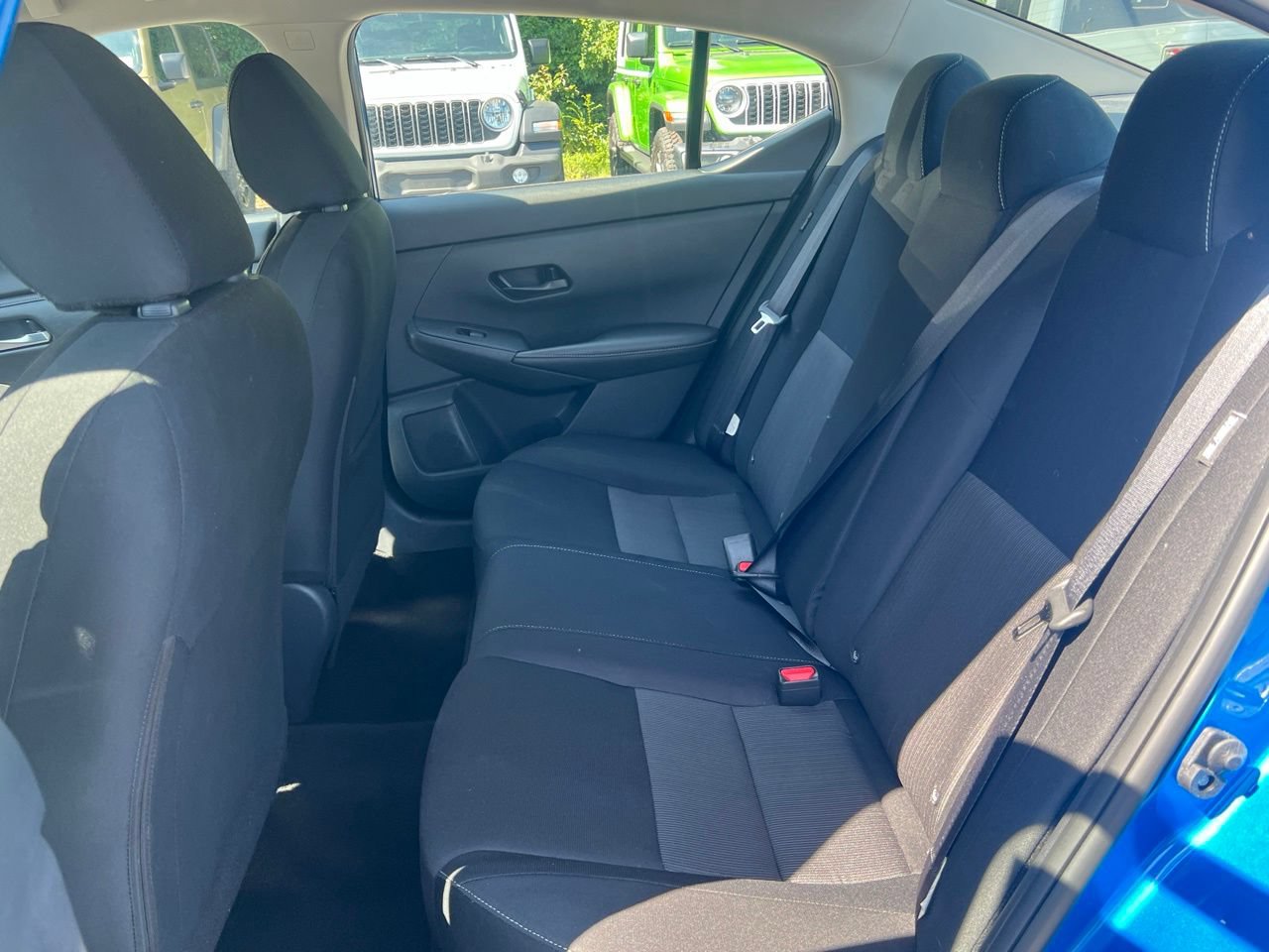 Used 2025 Nissan Sentra SV FWD image 18