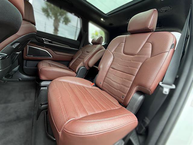 Used 2023 Kia Telluride SX Prestige AWD/4WD image 12