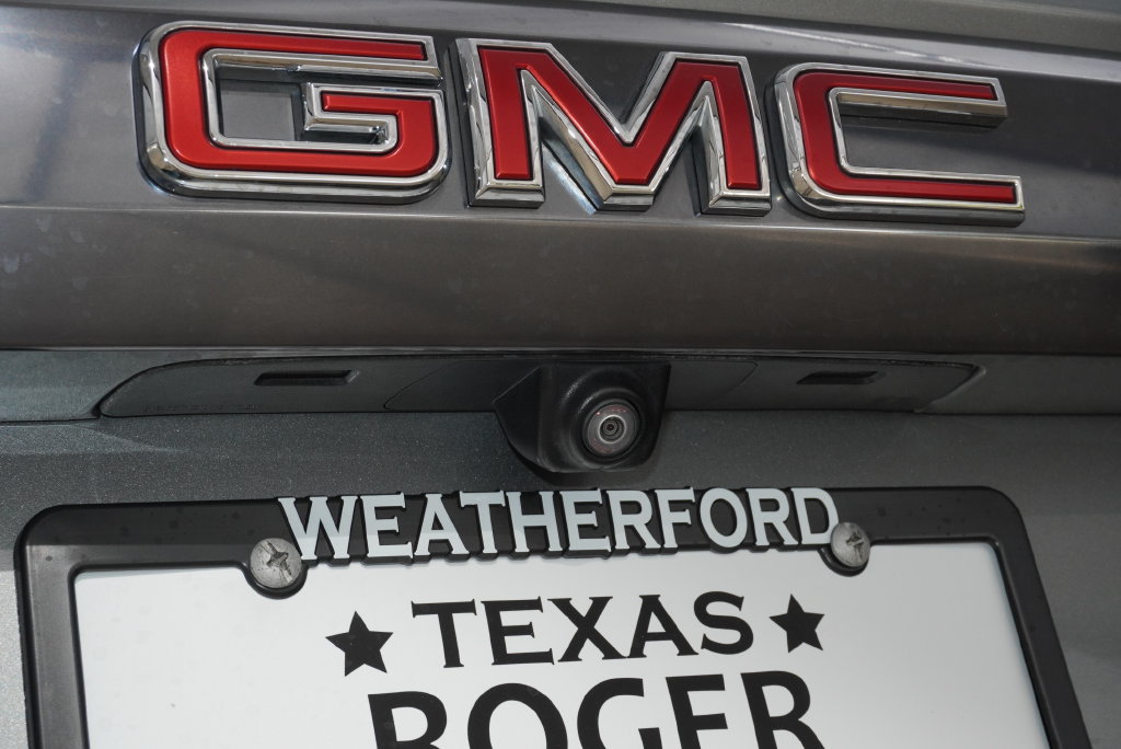 Used 2024 GMC Yukon XL AT4 w/ AT4 Premium Package AWD/4WD image 32