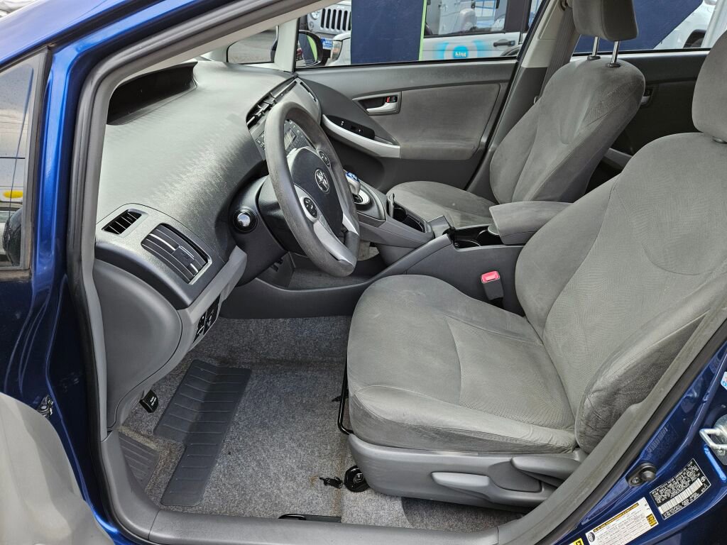 Used 2010 Toyota Prius One image 10