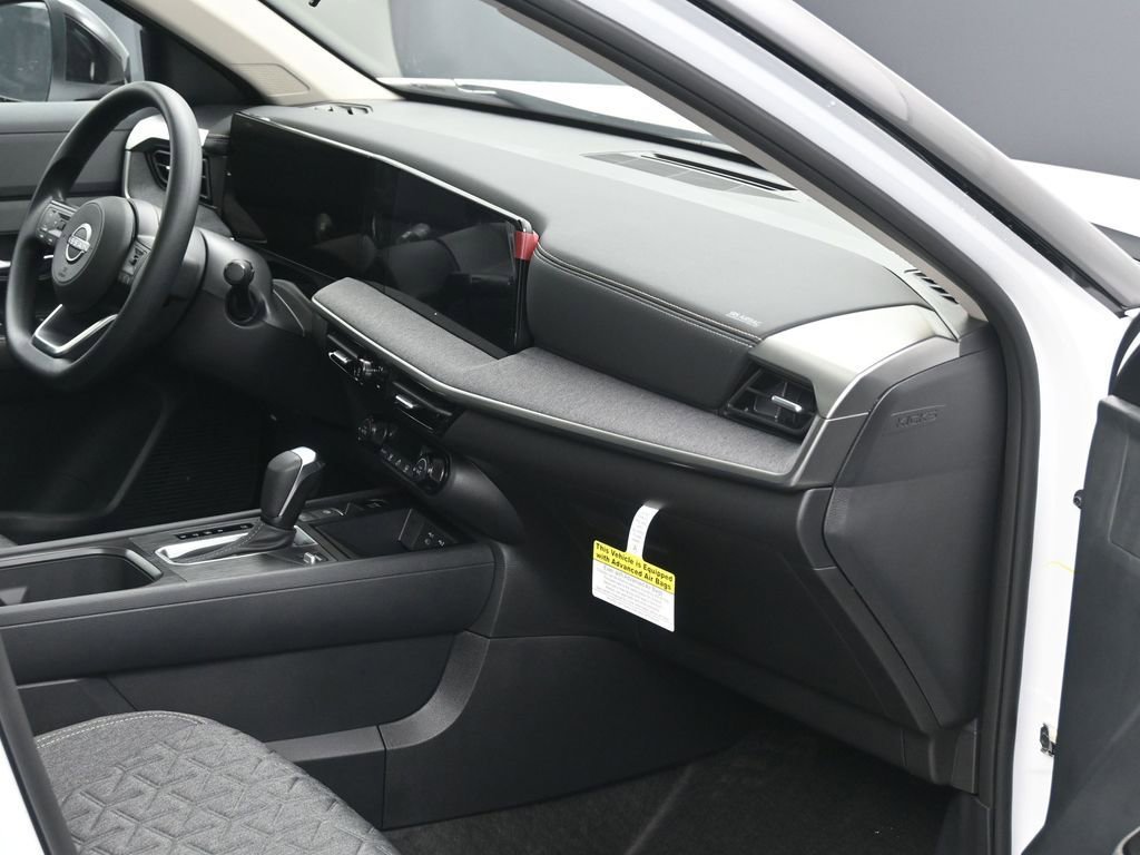 New 2026 Nissan Kicks SV w/ SV Premium Package AWD/4WD image 6