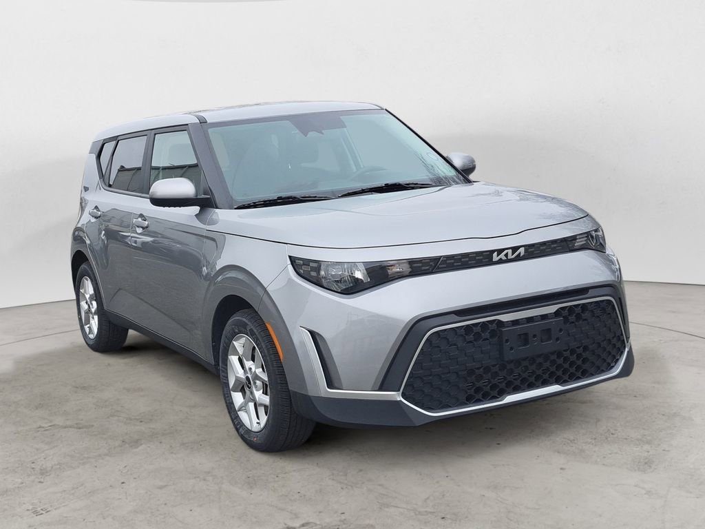 Used 2024 Kia Soul LX w/ Option Group 015