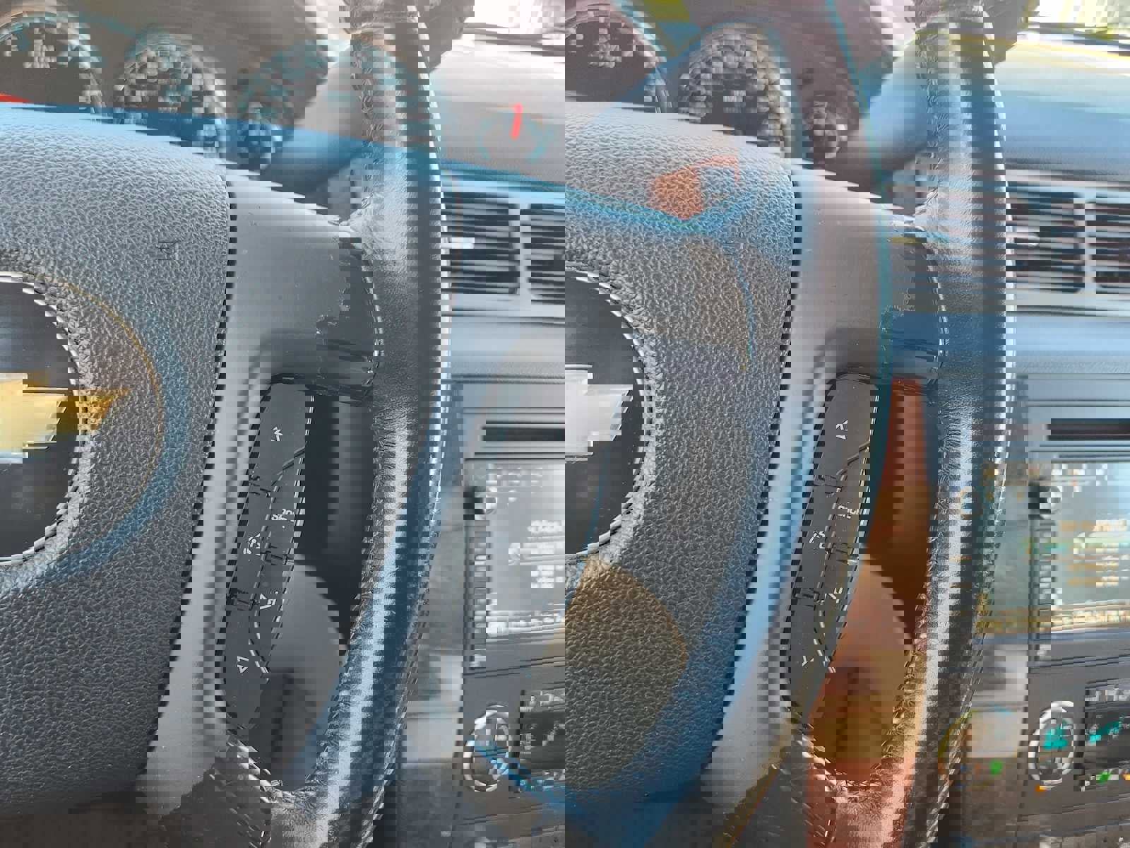 Used 2008 Chevrolet Avalanche LTZ w/ LTZ Preferred Equipment Group image 19