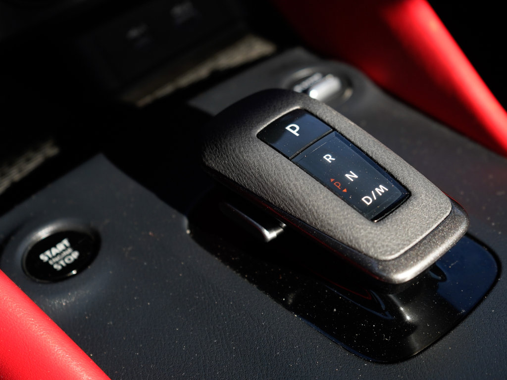 Used 2024 Nissan Z Performance w/ Floor Mat Package image 28