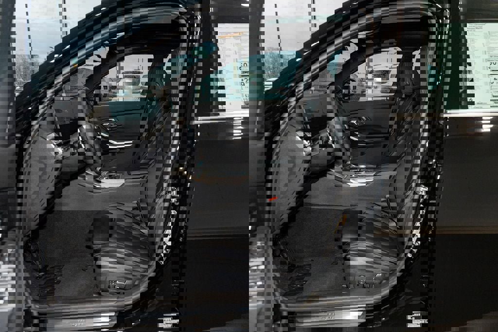 New 2026 BMW 330i xDrive Sedan w/ Convenience Package image 18