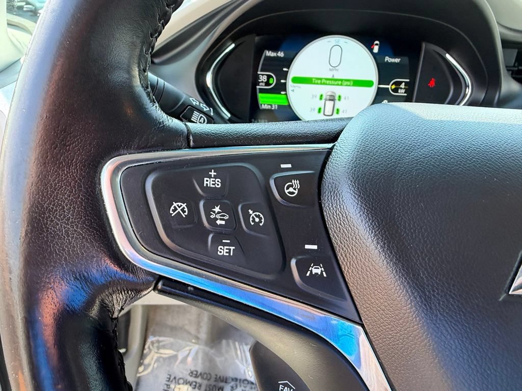 Used 2019 Chevrolet Bolt Premier w/ Infotainment Package FWD image 23