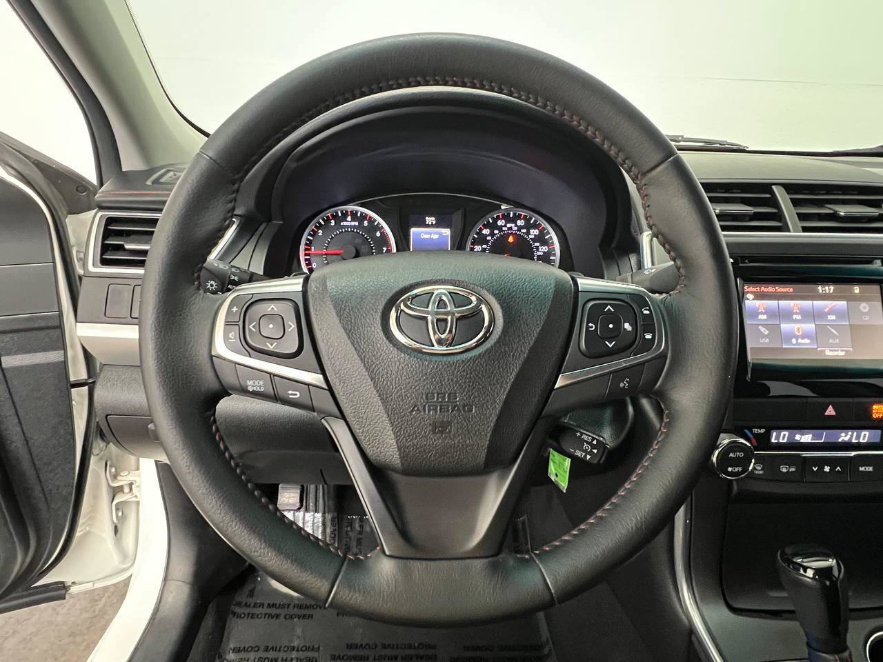 Used 2015 Toyota Camry XSE w/ Moonroof Package FWD image 15