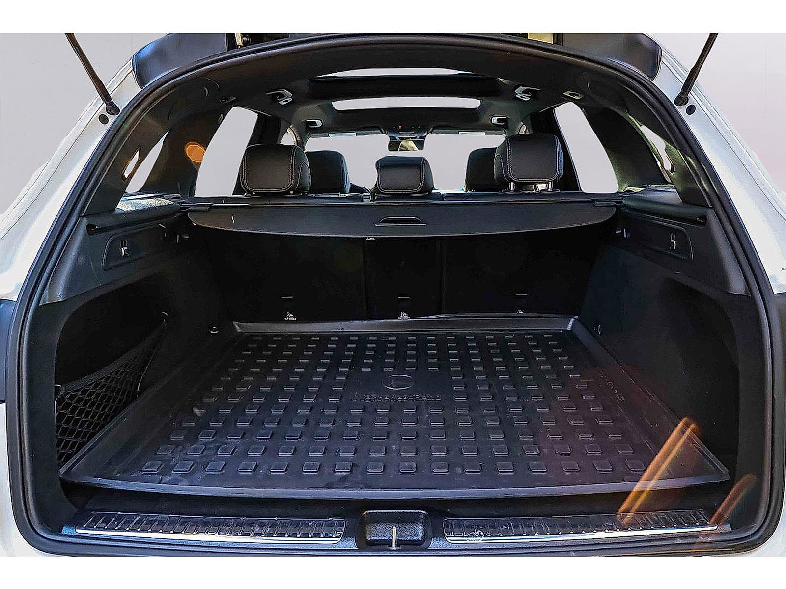 Used 2022 Mercedes-Benz GLC 300 4MATIC image 24