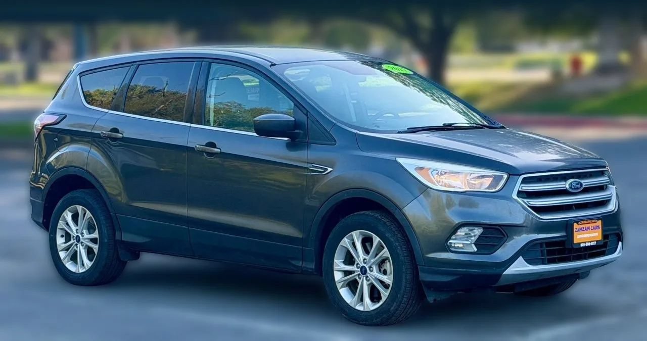 Used 2017 Ford Escape SE AWD/4WD image 13