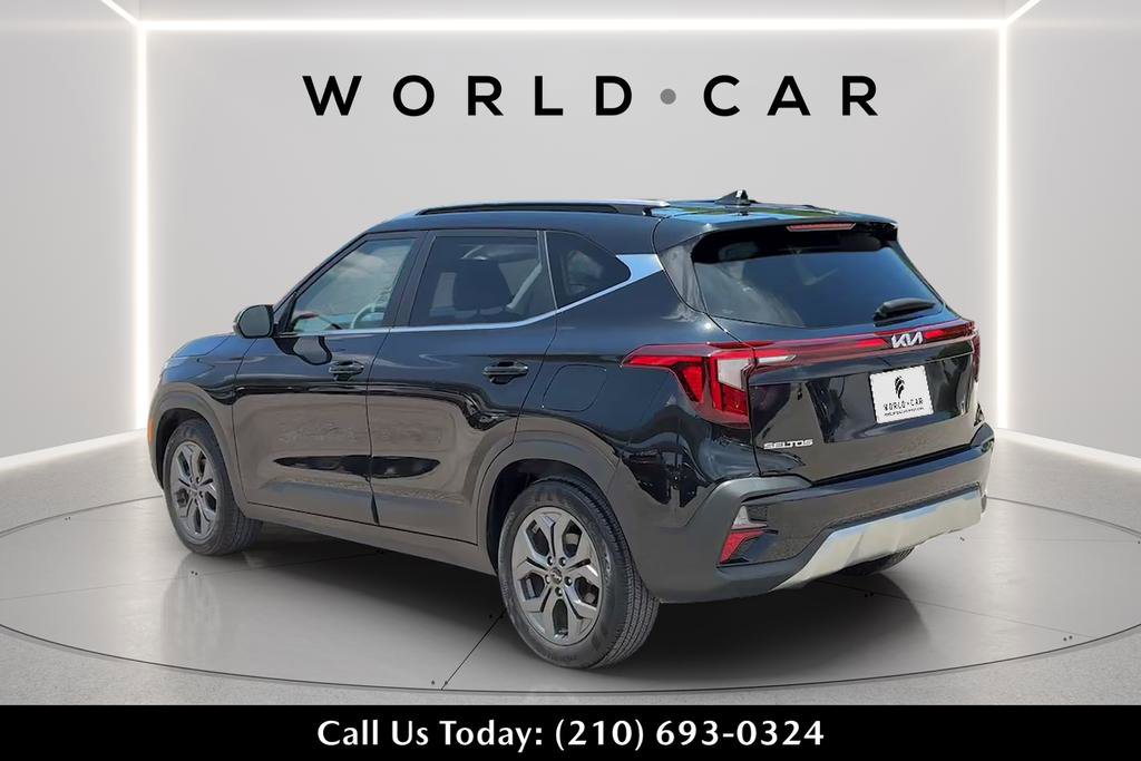 Used 2024 Kia Seltos S FWD image 5