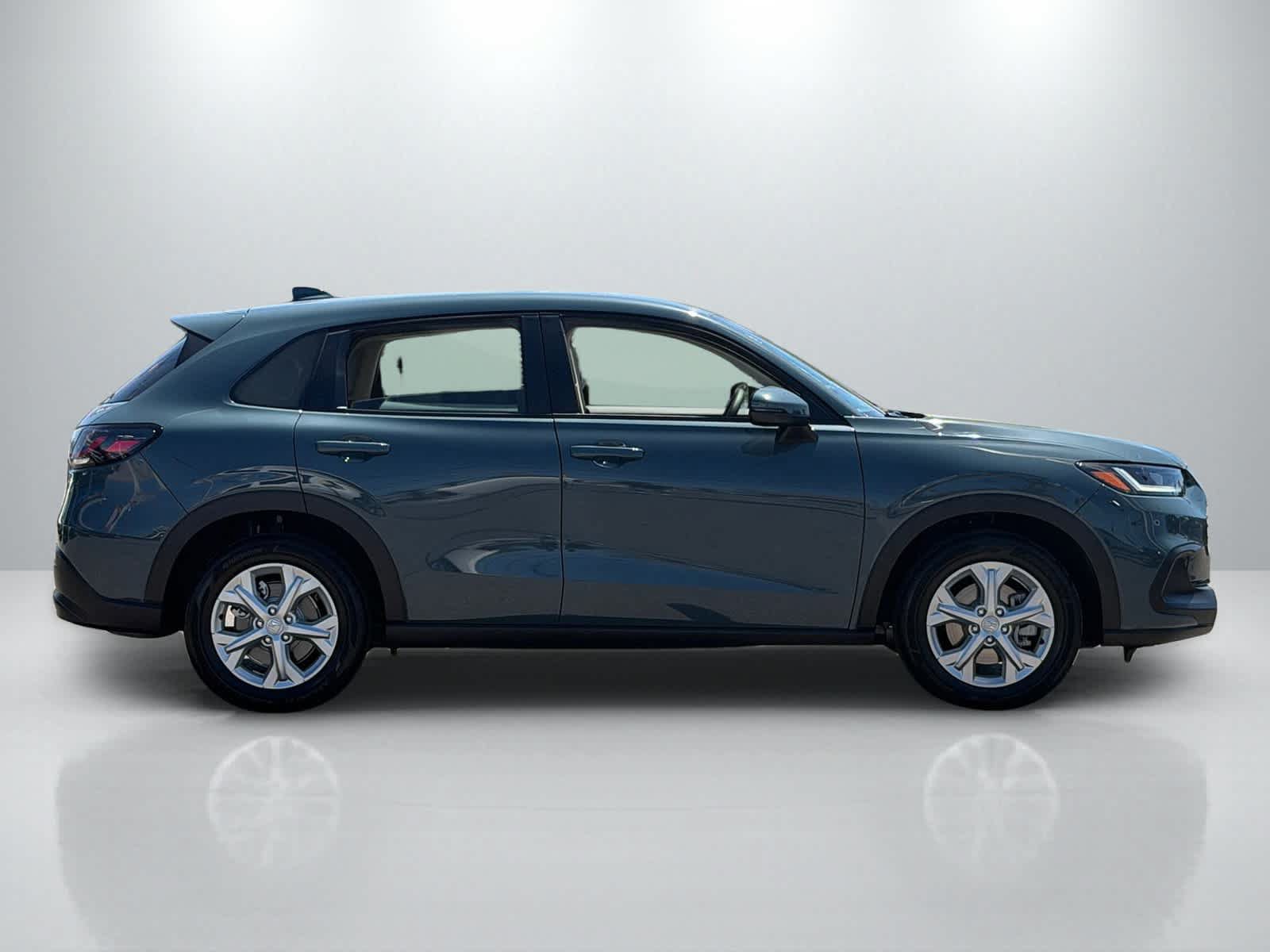 Used 2025 Honda HR-V LX image 8