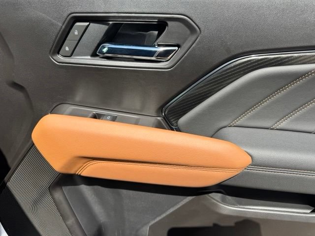 Certified 2025 GMC Canyon AT4 AWD/4WD image 26