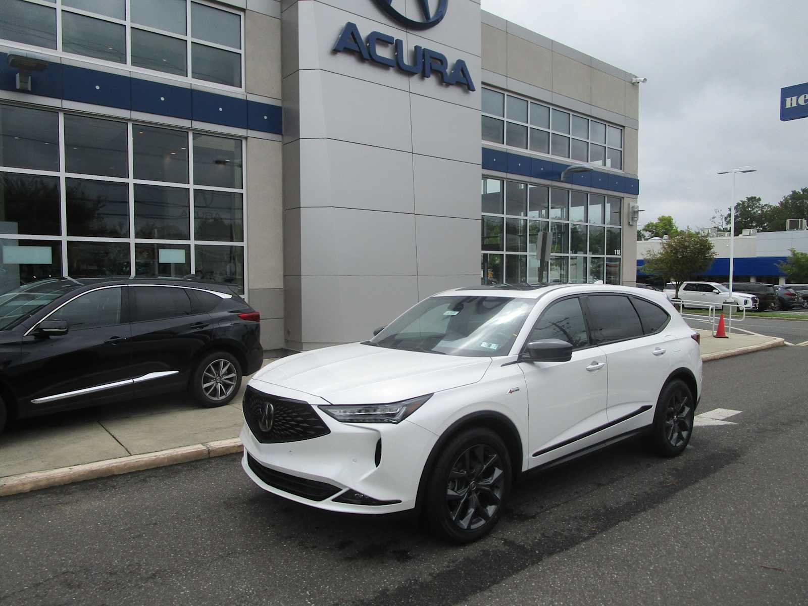 Certified 2023 Acura MDX A-Spec AWD/4WD image 1