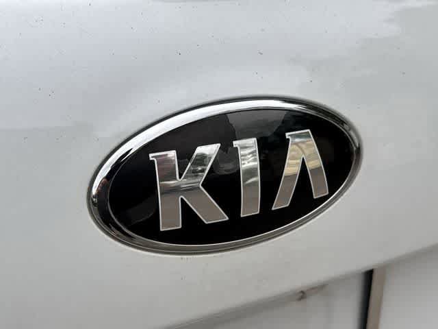Used 2014 Kia Sorento SX w/ 3rd Row Package AWD/4WD image 11