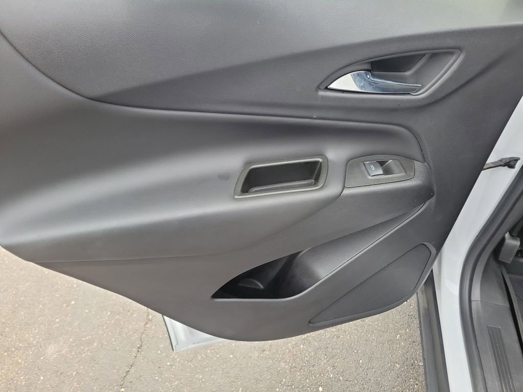 Used 2022 Chevrolet Equinox LT FWD image 18