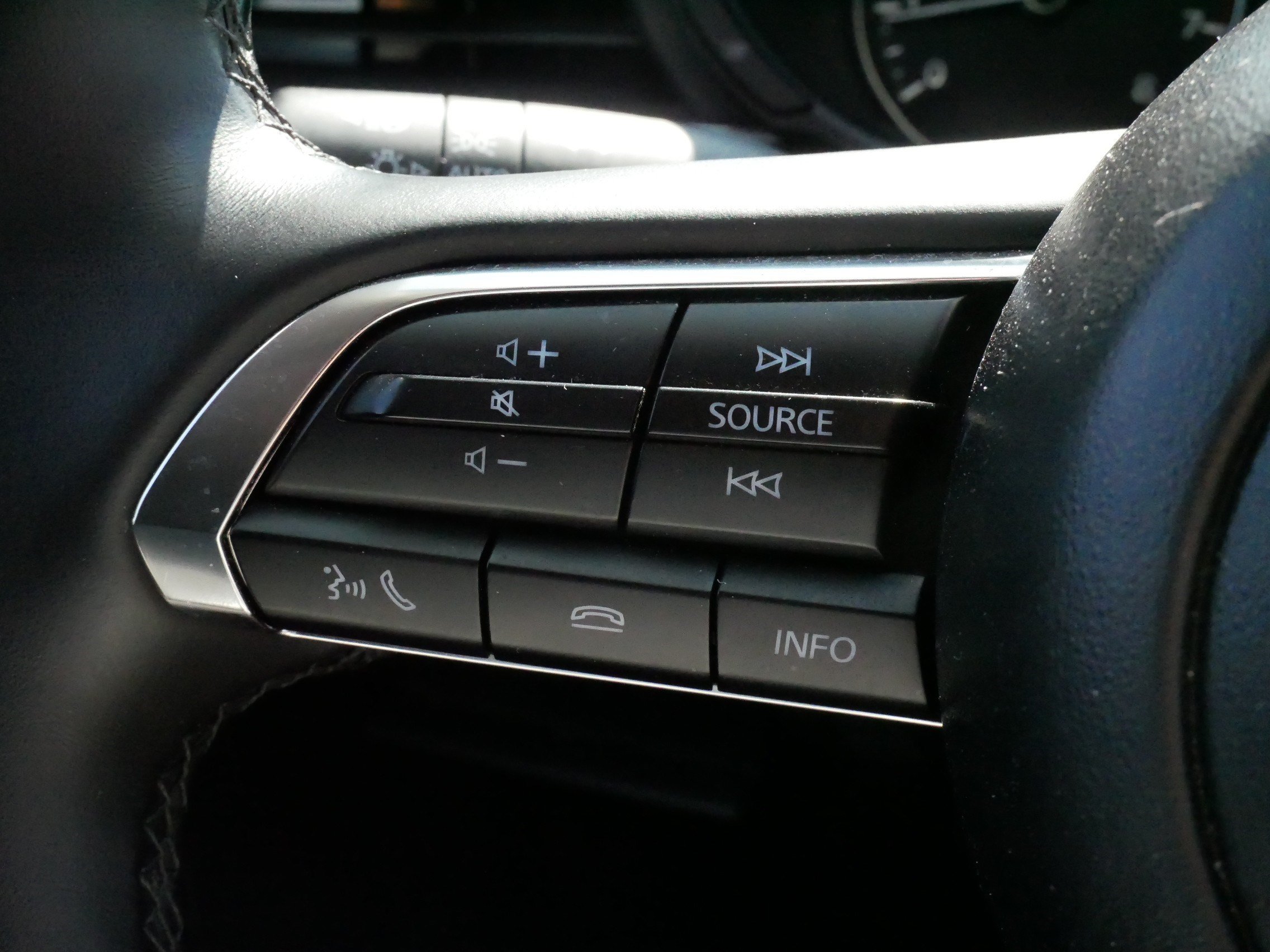 Used 2025 MAZDA CX-30 AWD 2.5 S w/ Select Sport Pkg image 27