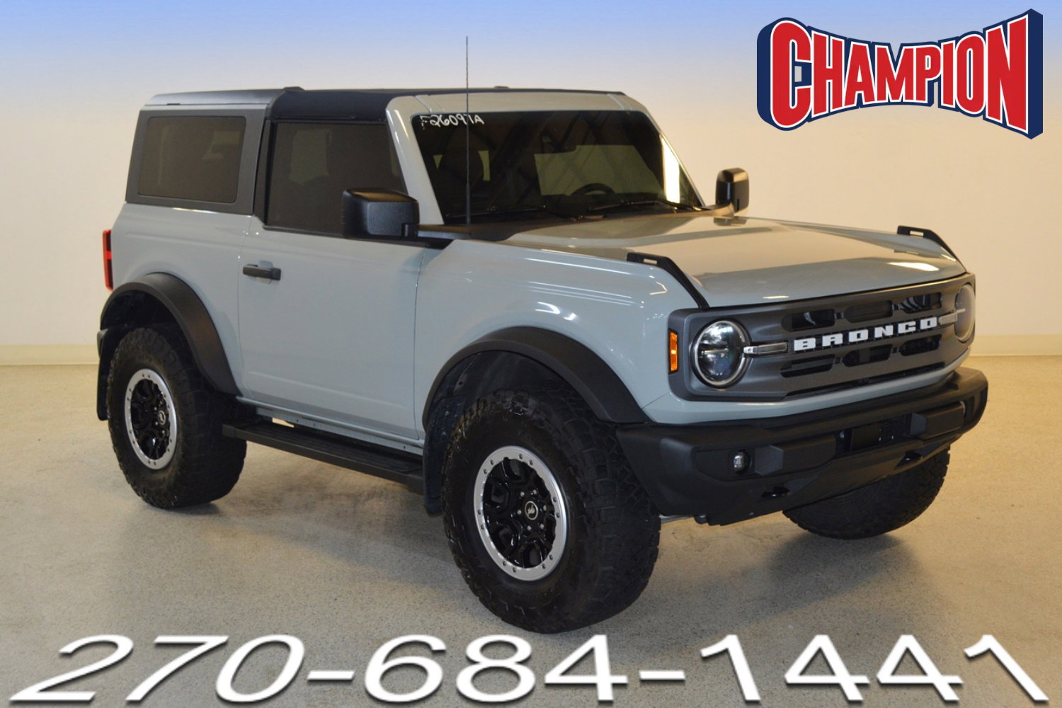 Used 2023 Ford Bronco Big Bend w/ Sasquatch Package AWD/4WD image 1