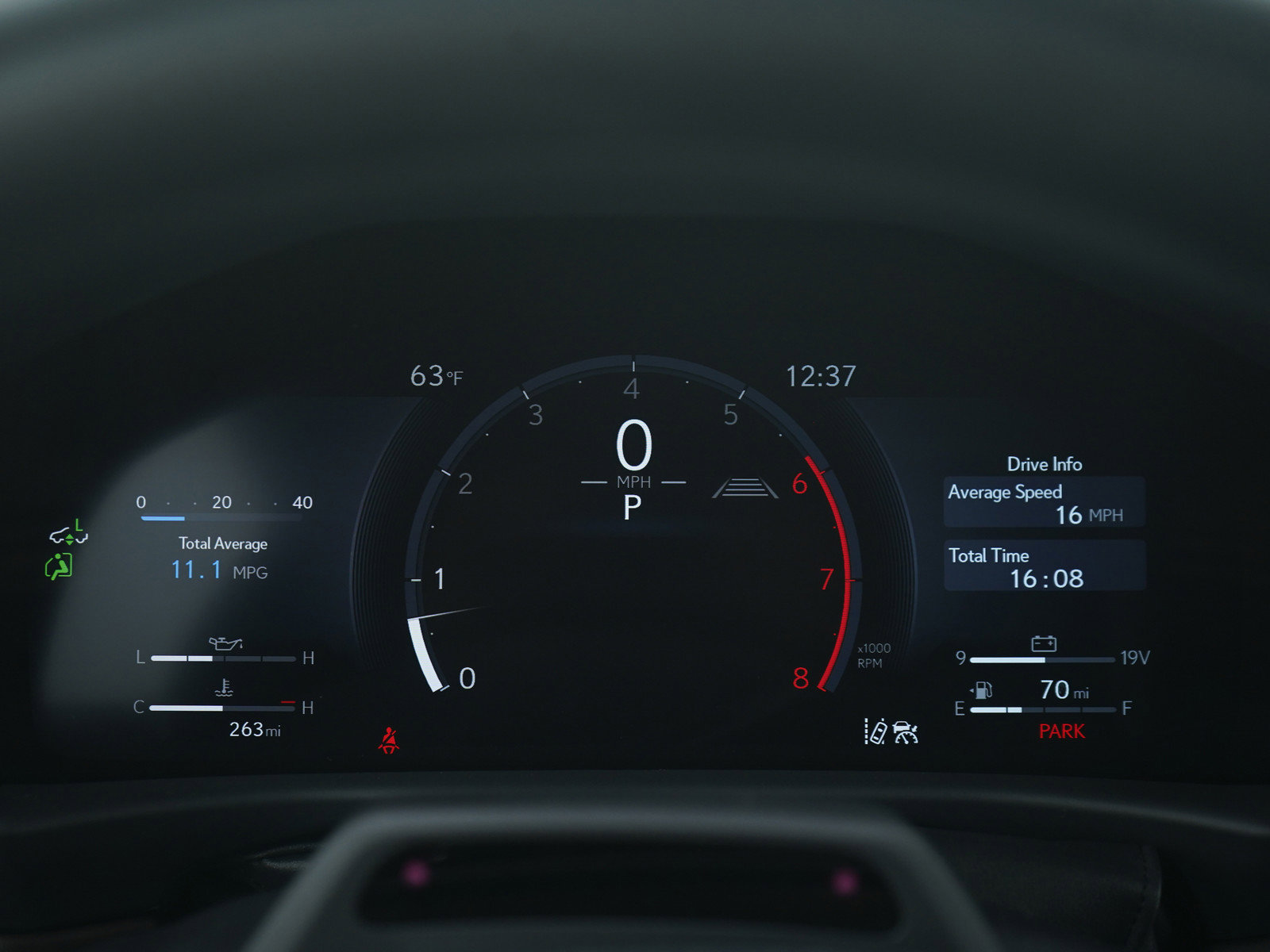 Used 2025 Lexus LX 600 4WD w/ Accessory Package (2T) image 36