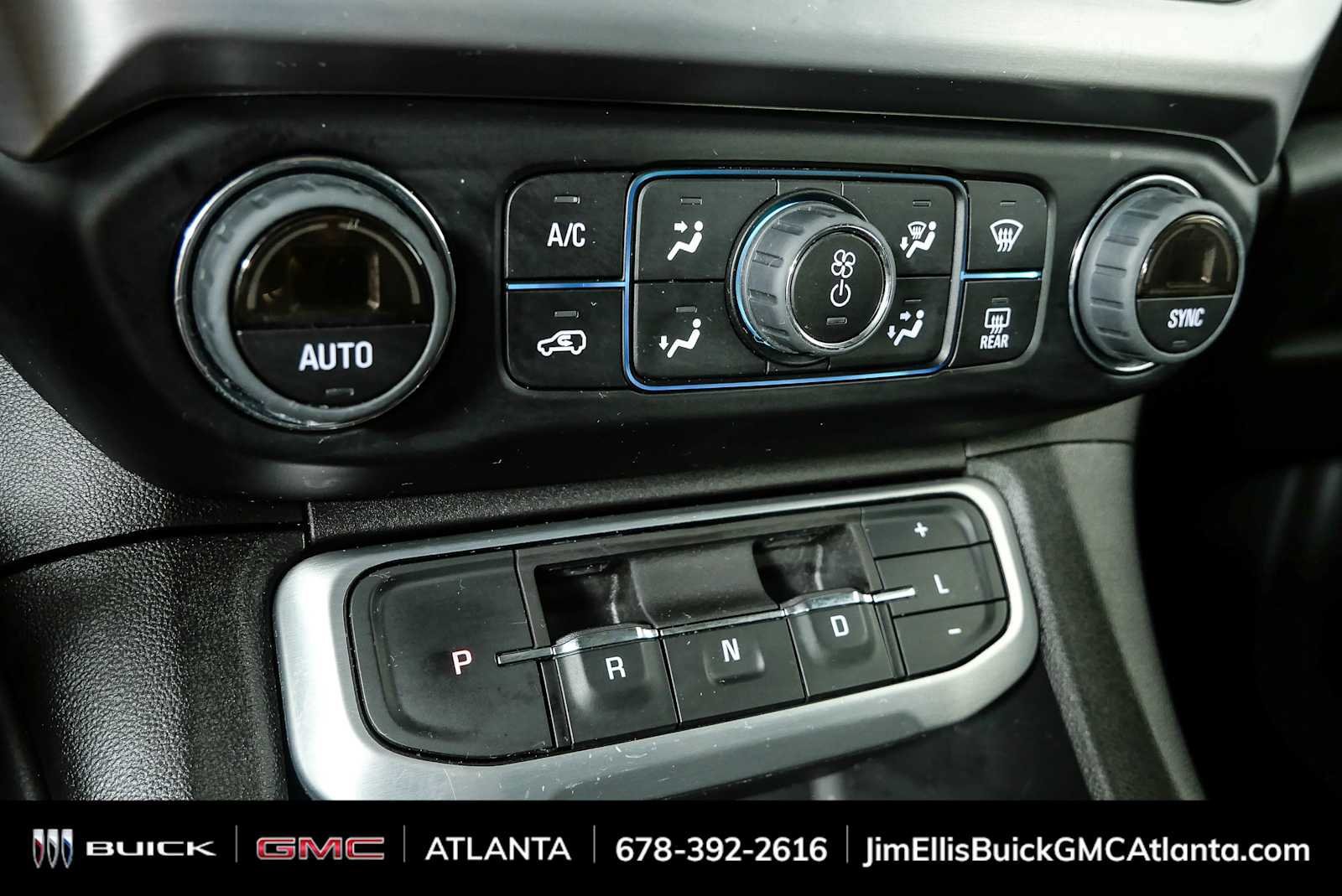 Used 2023 GMC Acadia SLE FWD image 15