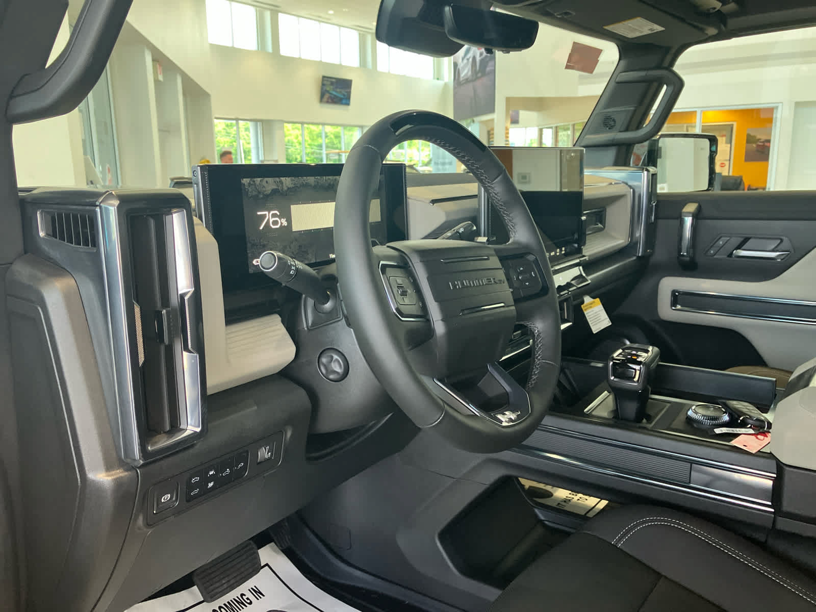 New 2026 GMC Hummer EV 4x4 Crew Cab image 8