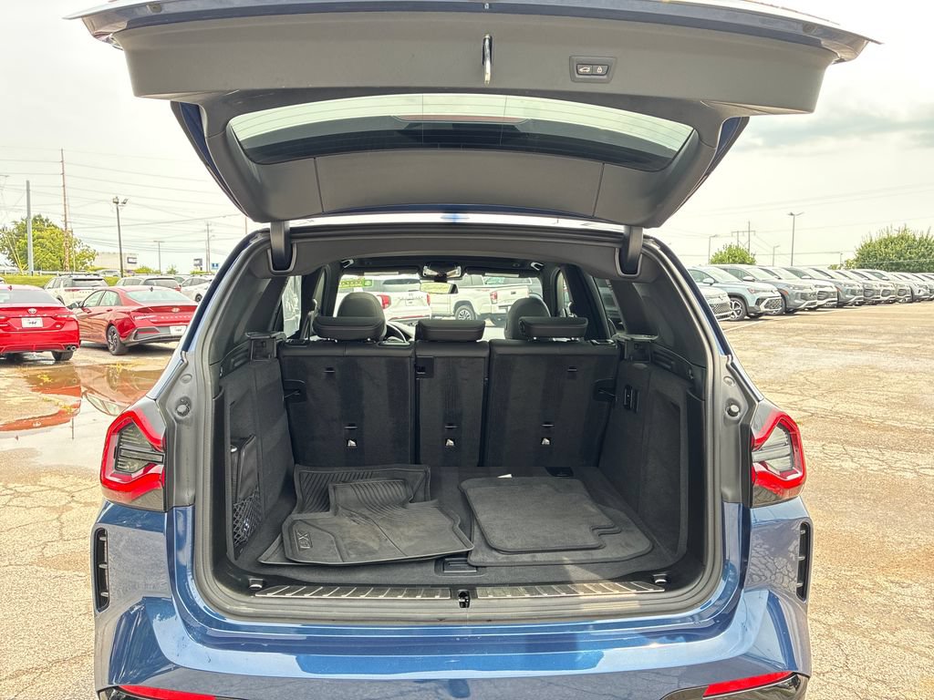Used 2023 BMW X3 M40i AWD/4WD image 22