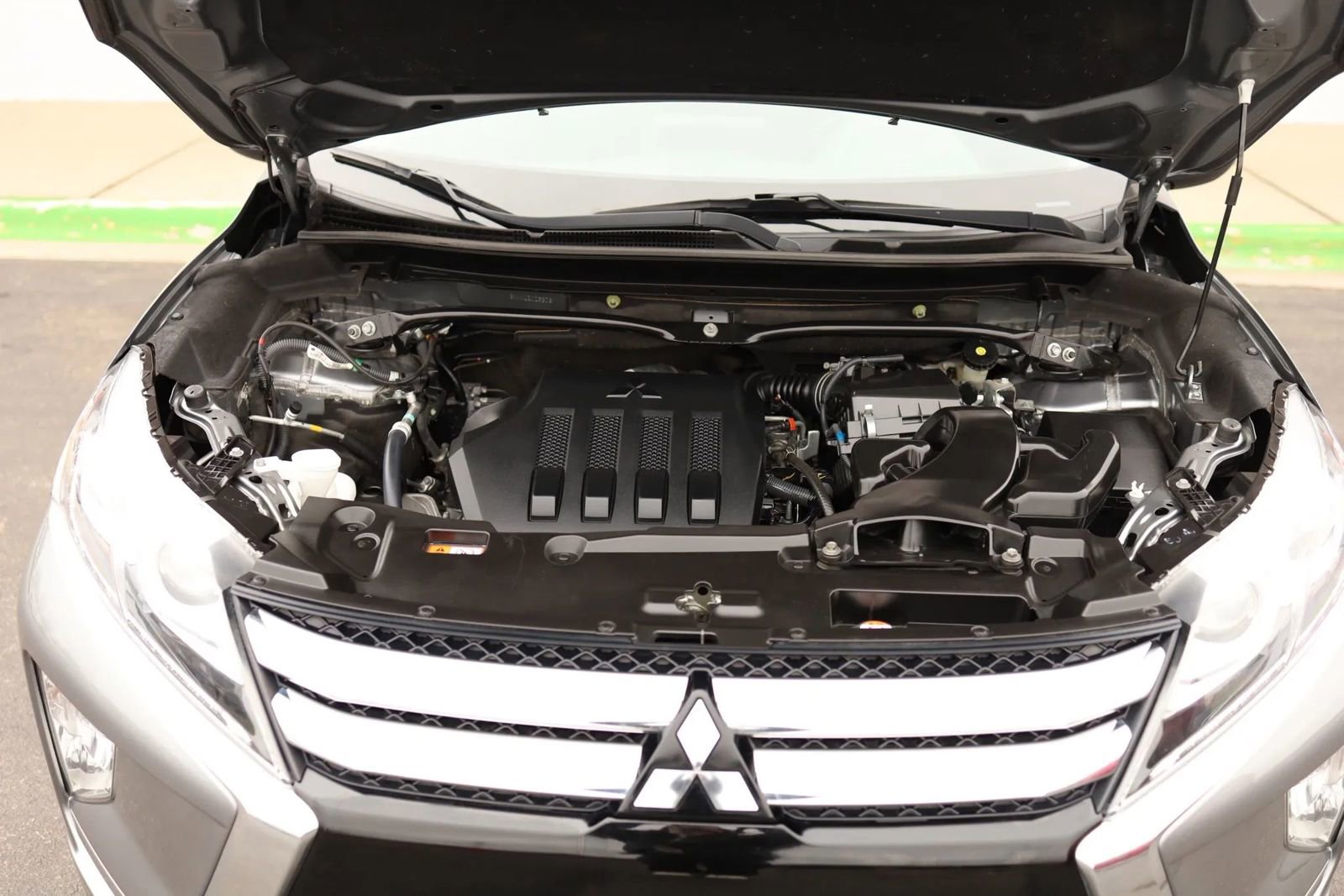 Used 2020 Mitsubishi Eclipse Cross SE image 57