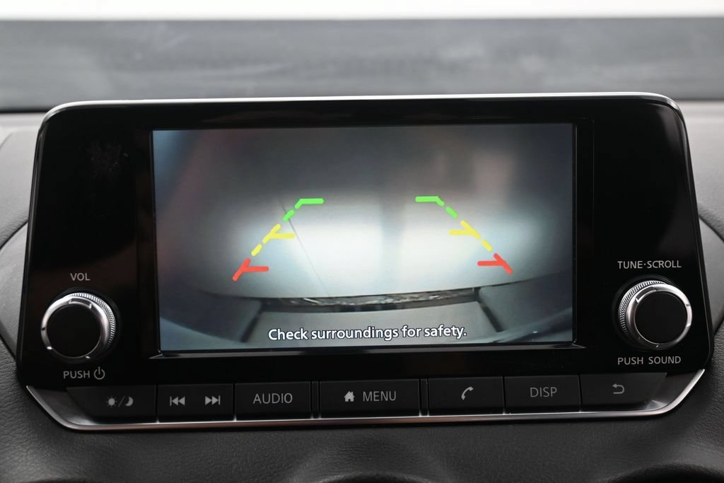 Used 2025 Nissan Sentra S FWD image 16