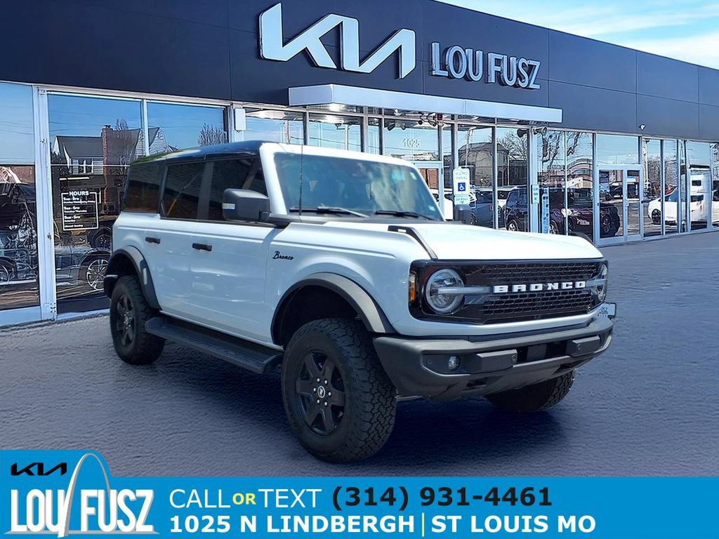 Used 2025 Ford Bronco Outer Banks AWD/4WD video 1