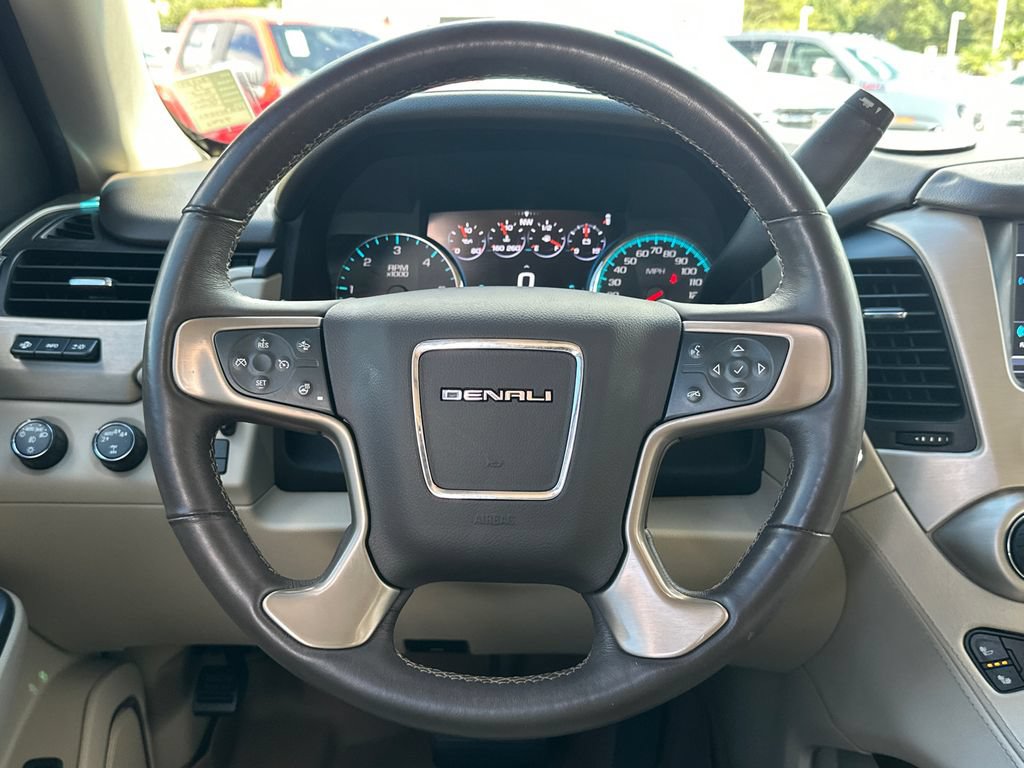 Used 2017 GMC Yukon XL Denali w/ Open Road Package AWD/4WD image 26