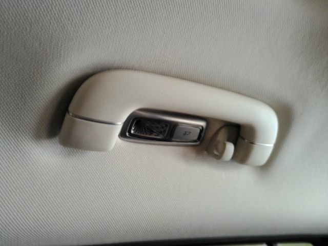 Used 2023 Genesis GV80 2.5T w/ Advanced Package image 38