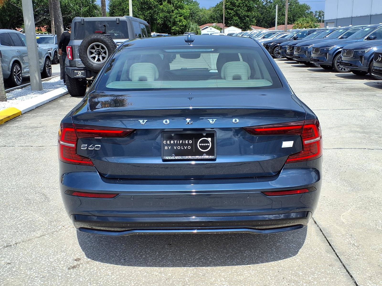 Certified 2024 Volvo S60 T8 Plus w/ Climate Package AWD/4WD image 6