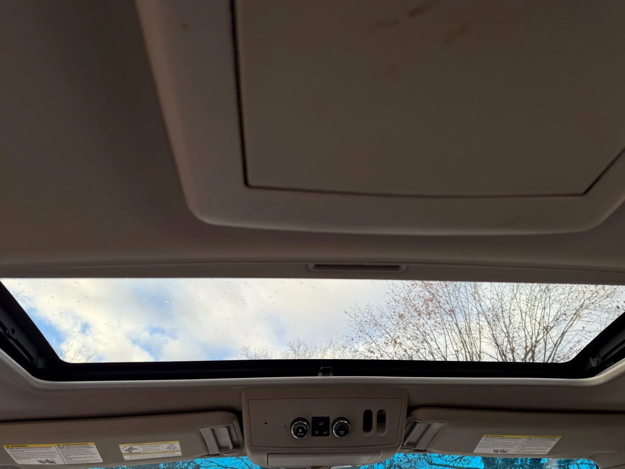 Used 2010 Nissan Armada Platinum w/ Captain Seat Pkg image 32