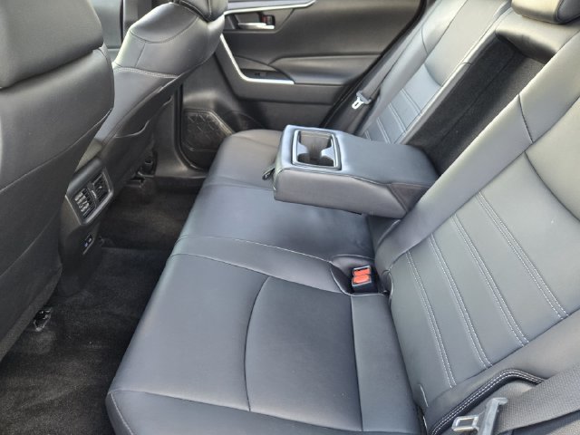 Used 2022 Toyota RAV4 XLE Premium FWD image 20