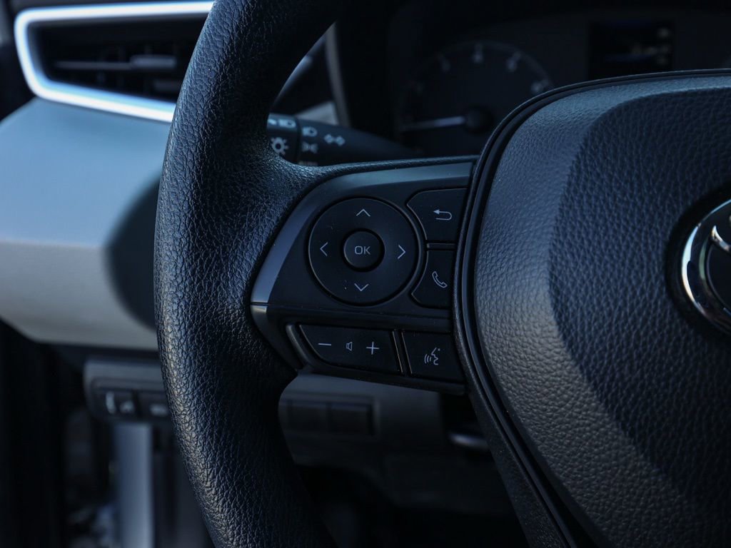 Used 2024 Toyota Corolla LE image 25